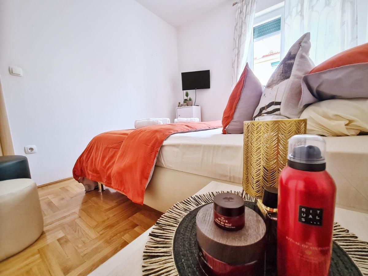 Luxury Apartment Salona Kültér fotó