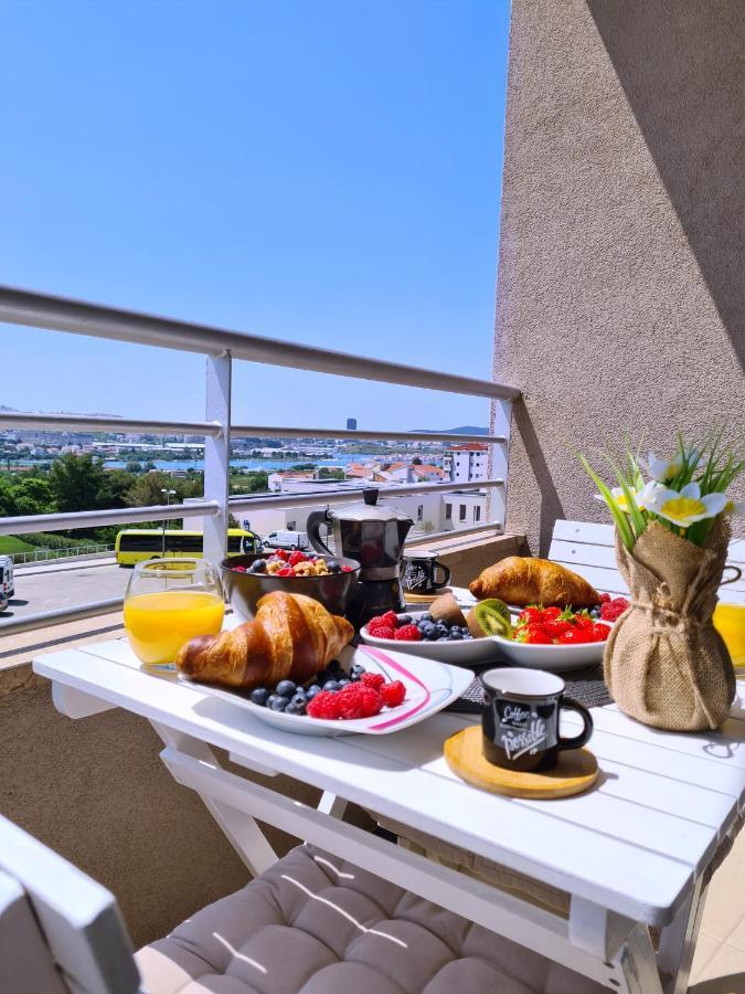 Luxury Apartment Salona Kültér fotó