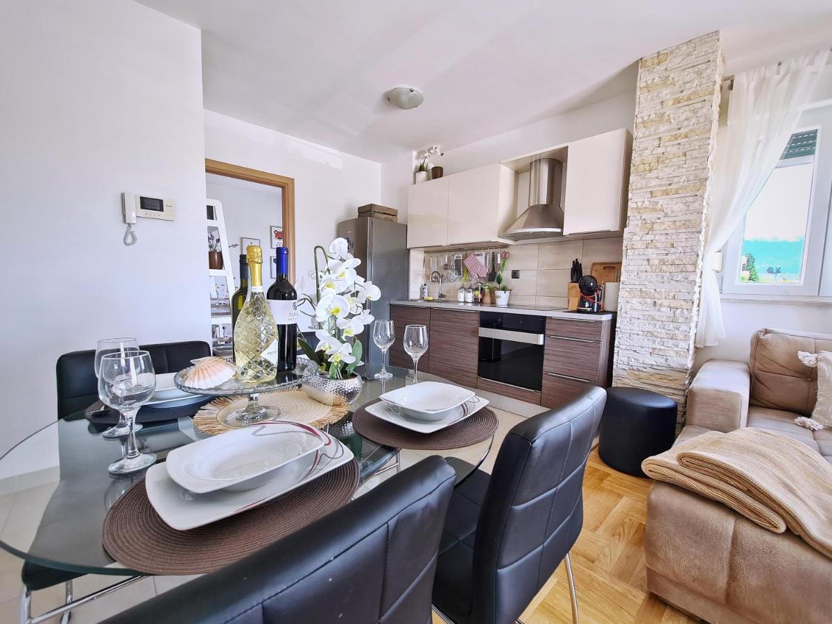 Luxury Apartment Salona Kültér fotó