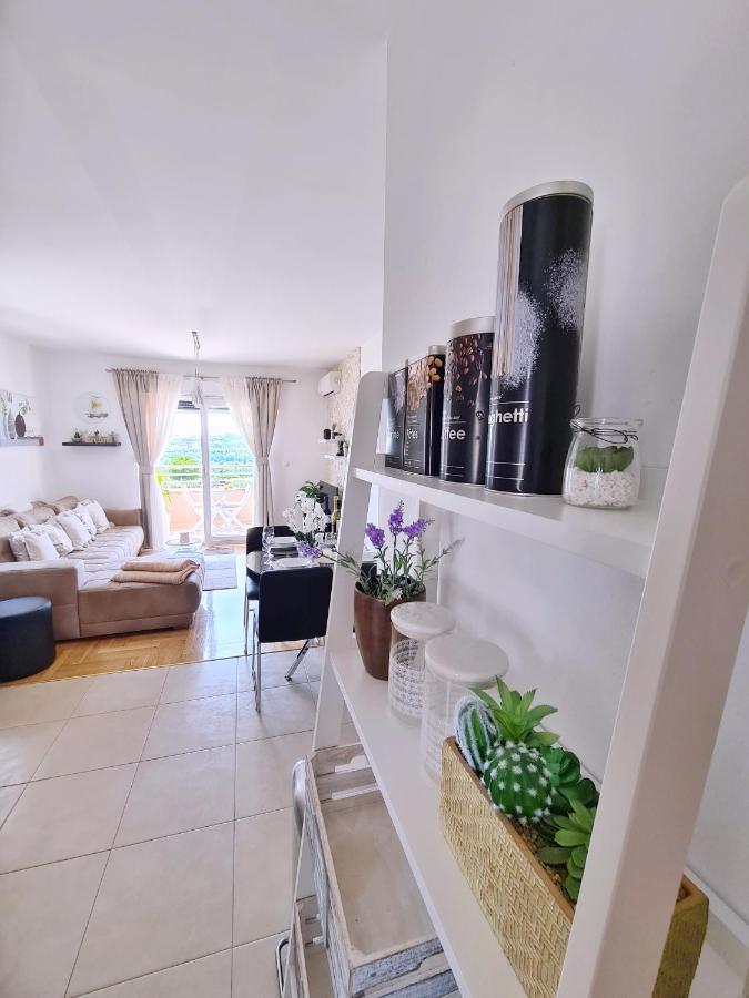 Luxury Apartment Salona Kültér fotó